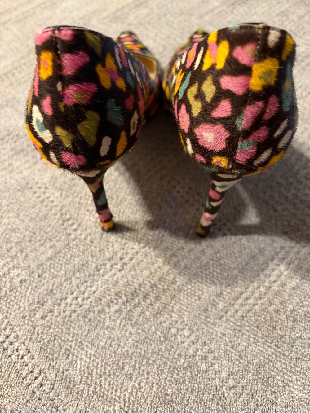 Jimmy Choo Multicolor Floral-Print Pointed Toe Pumps - Picture 3 of 3